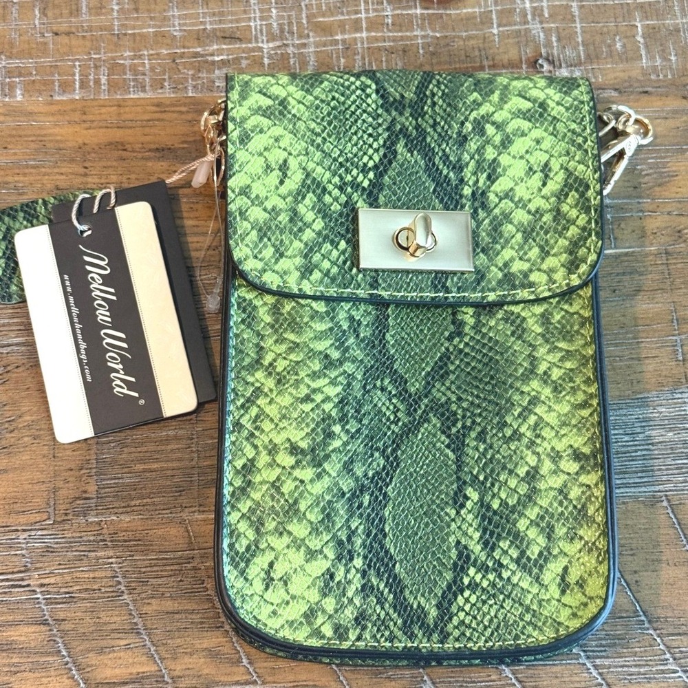 NEW Mellow World Emerald Green Crossbody Purse Snakeskin Vegan Leather Phone Bag